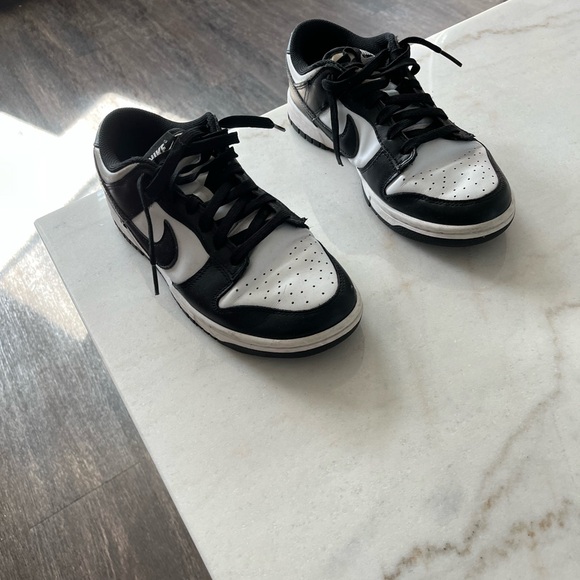 Dunks - Picture 3 of 3